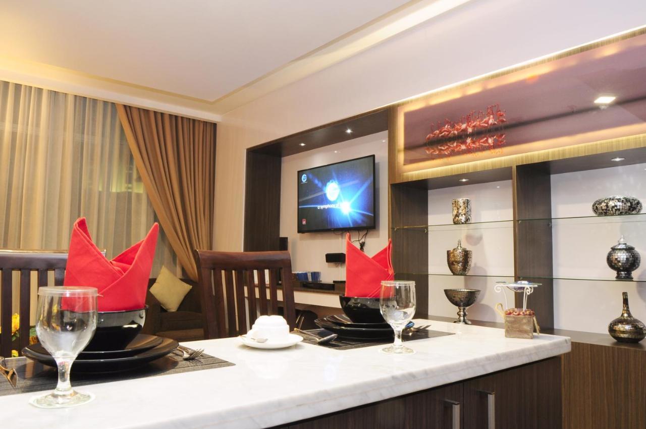 Graha Sumsel Hotel Jakarta Exterior photo