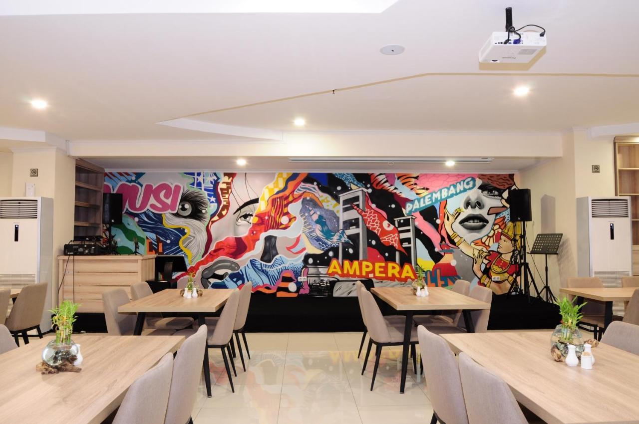 Graha Sumsel Hotel Jakarta Exterior photo