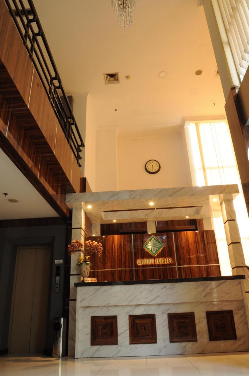 Graha Sumsel Hotel Jakarta Exterior photo